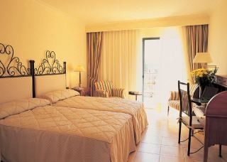 Portblue La Quinta Hotel And Spa Menorca Island Exterior foto